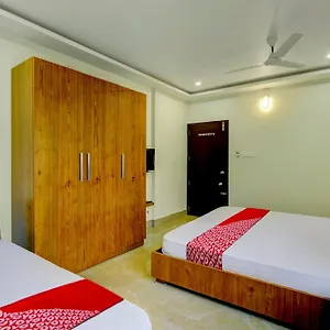 Hotel O Royal Tower